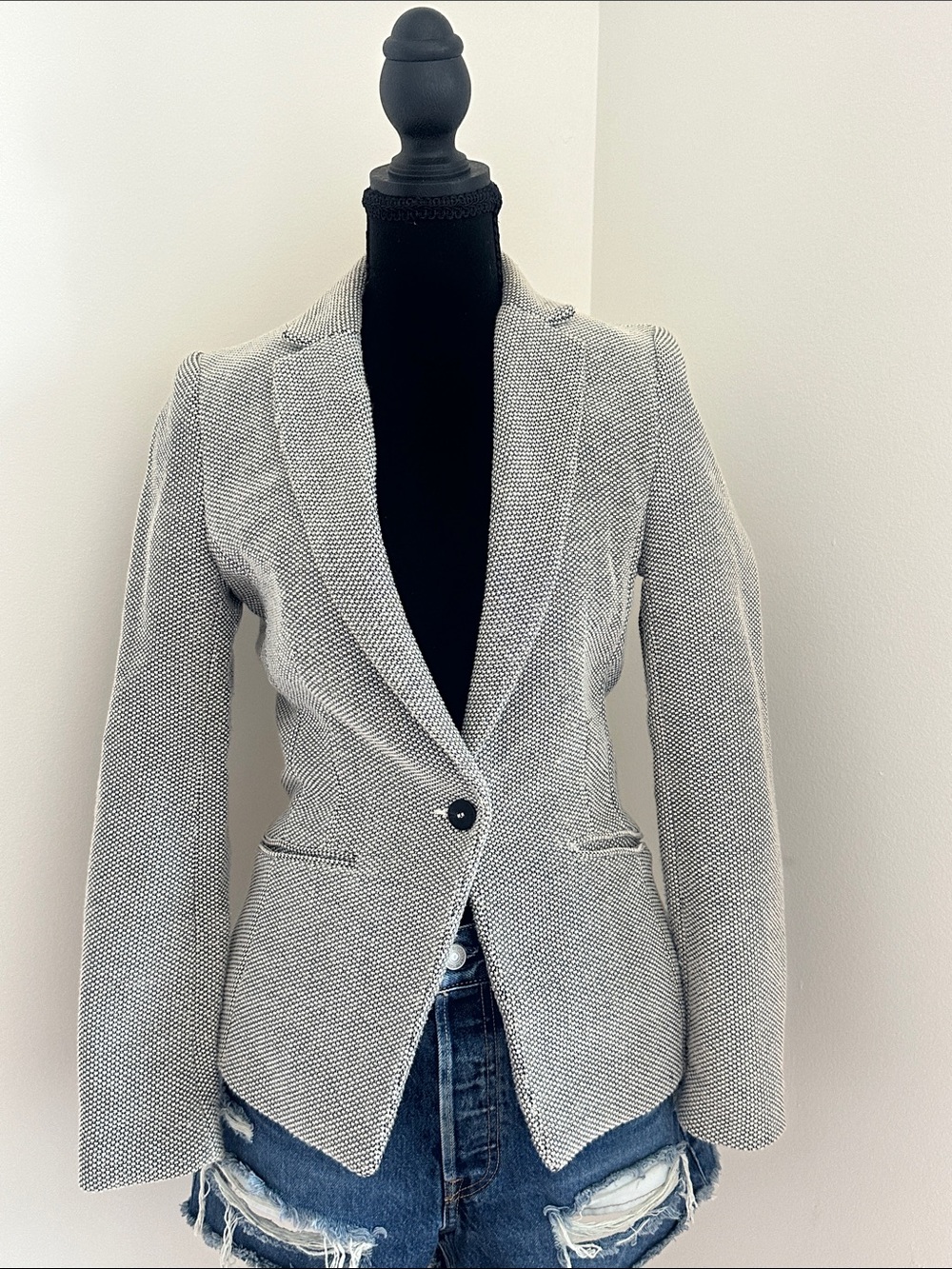 Gray Textured Single-Button Women's Blazer